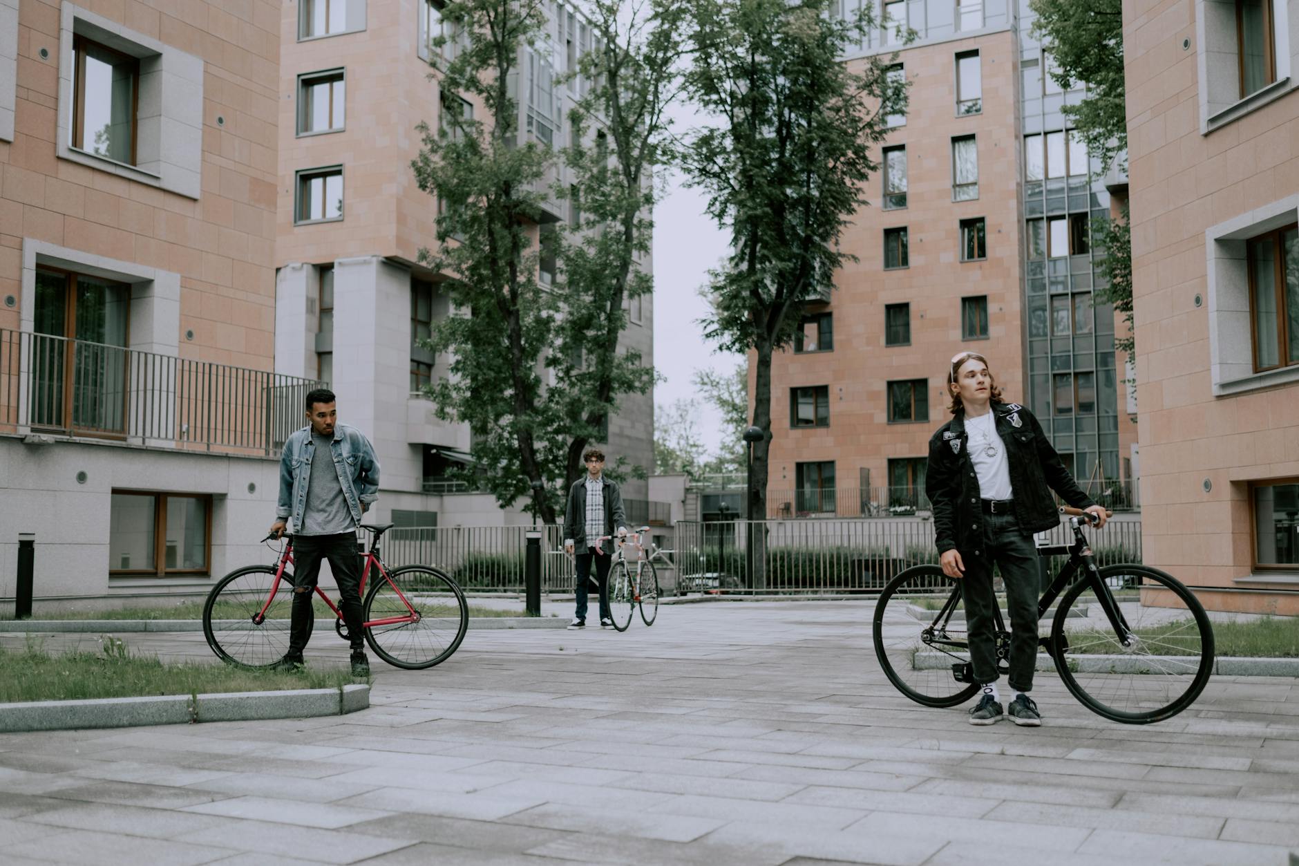 Abbotsford for Young Professionals 2026: Lifestyle, Cost & Nightlife