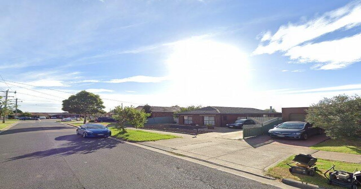 Moving to Altona Meadows — Practical Guide 2026