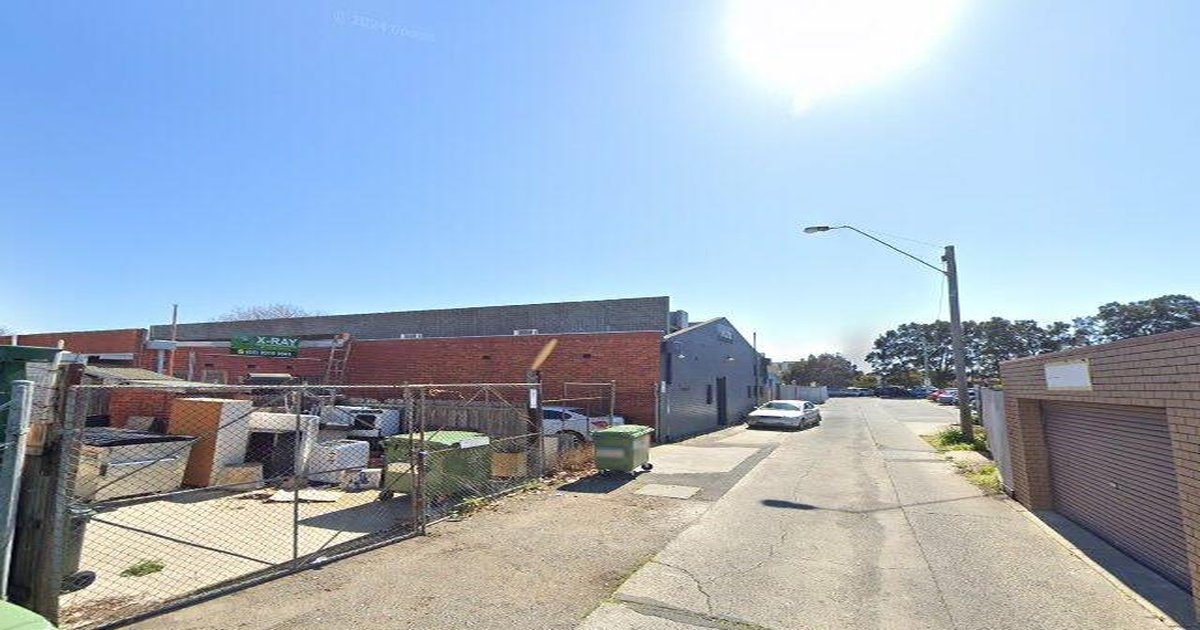 Living in Altona: Complete Neighbourhood Guide (2026)