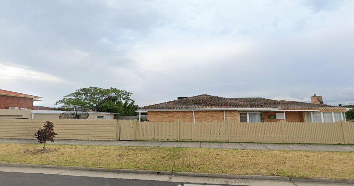 Is Bentleigh East Good for Young Professionals? (2026)