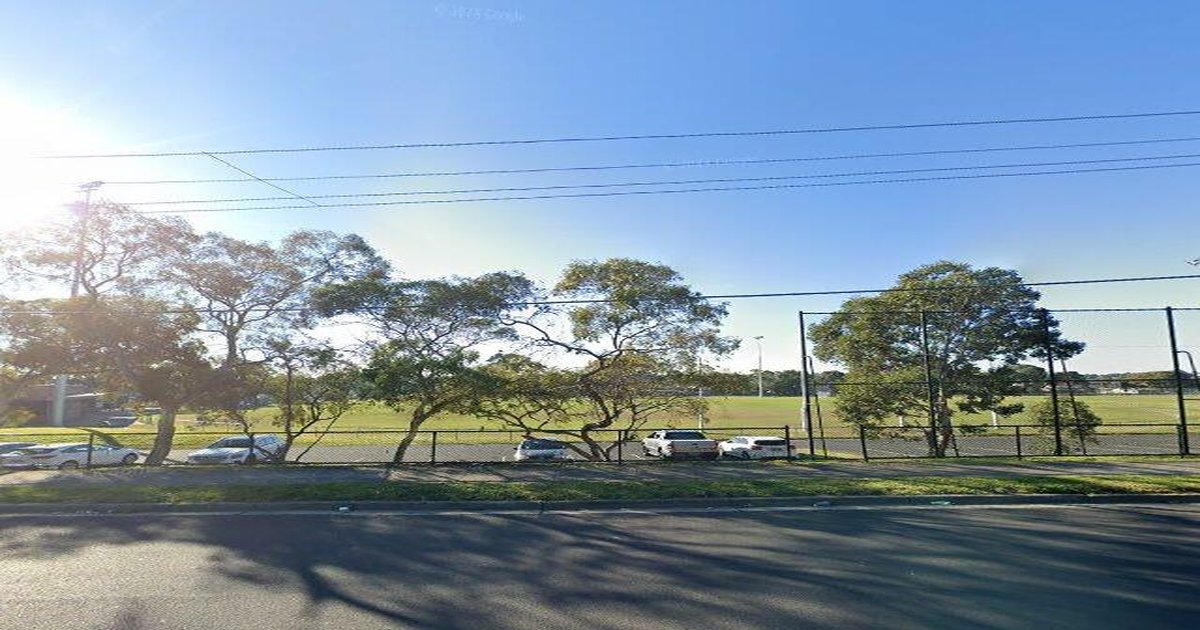 Bundoora Transport Guide (2026) — Trains, Trams, Buses