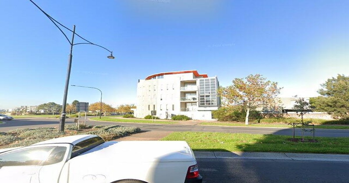 Pet-Friendly Caroline Springs (2026) — Dog Parks, Cafes & Vets