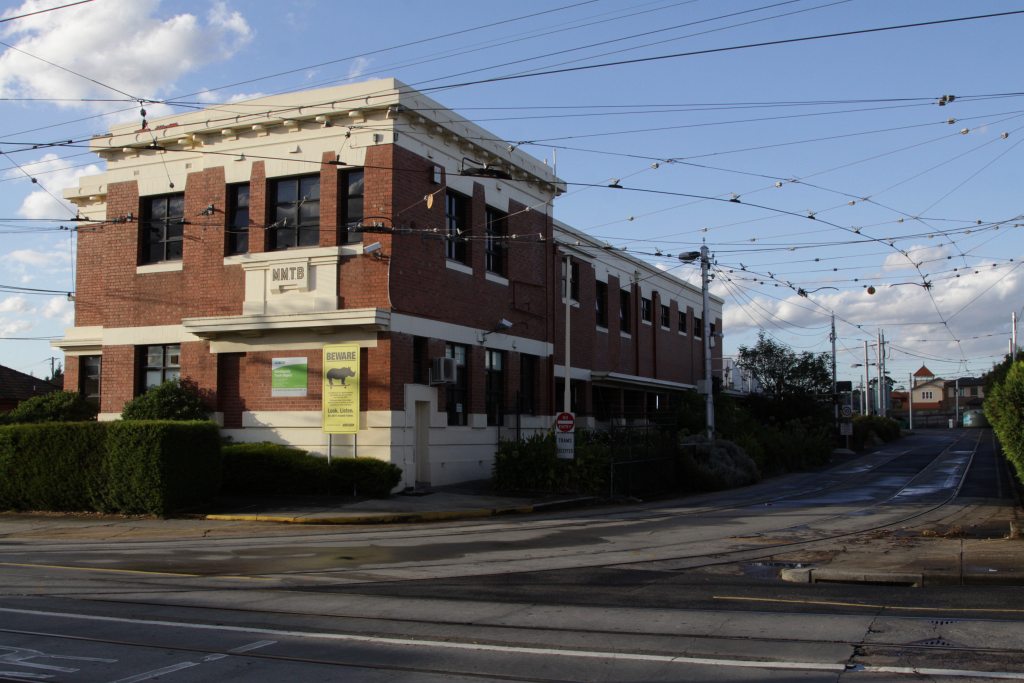 Caulfield South Fixer-Uppers 2026: Renovation Opportunities and Returns