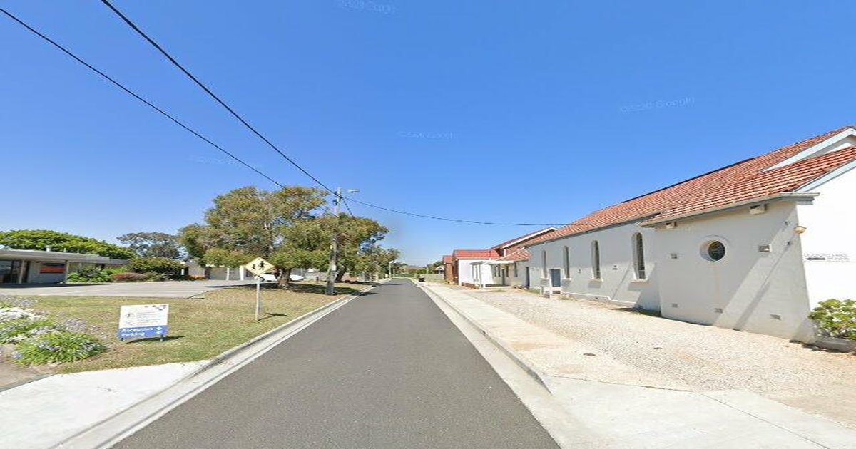 Cheltenham Transport Guide (2026) — Trains, Trams, Buses