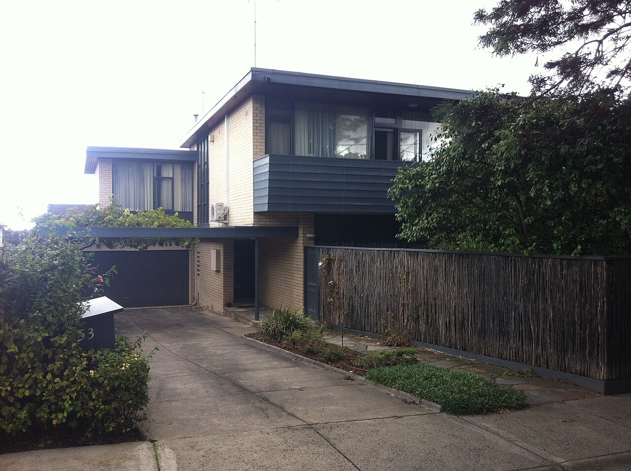 Modernist house at 53 Stevenson Street, Kew