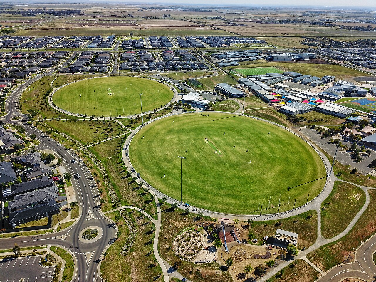 Aerial view of ovals and parkland at Tarneit Central
