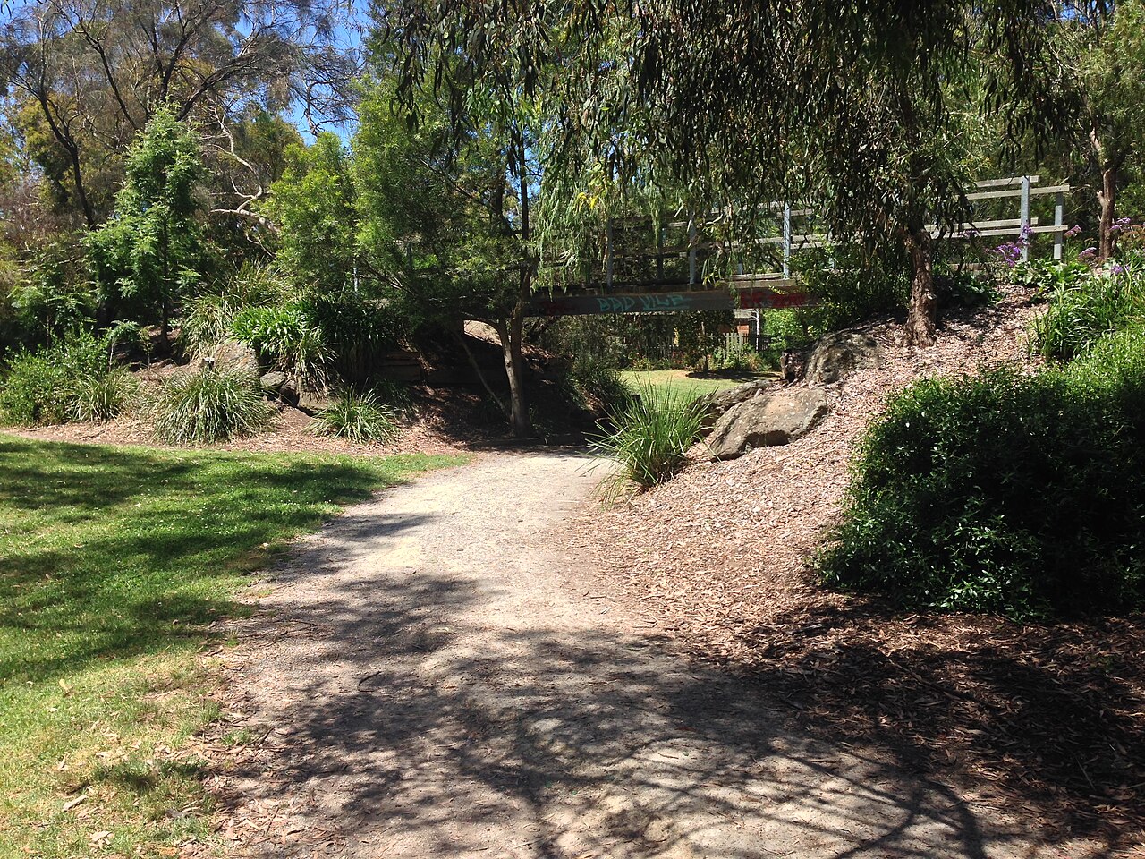 Path and bridge at Back Creek Reserve