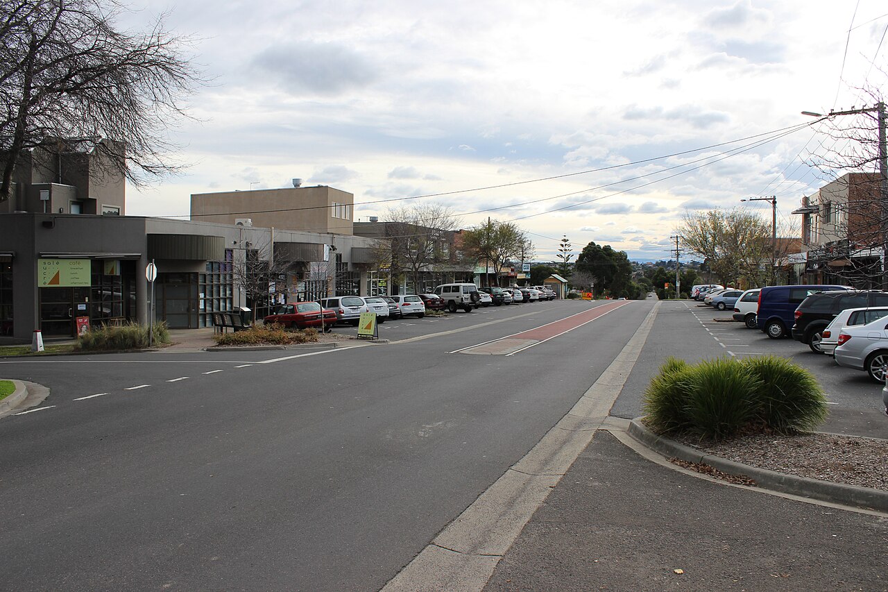 Boroondara Shopping Centre street