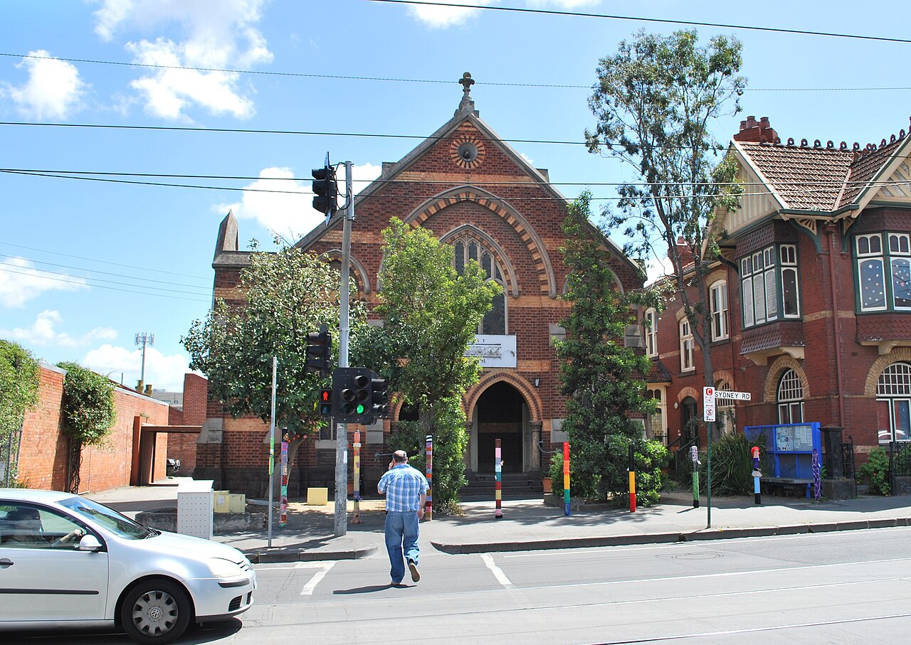 Brunswick Baptist Church on a street corner
