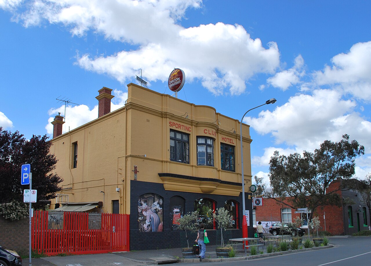 Brunswick Sporting Club Hotel