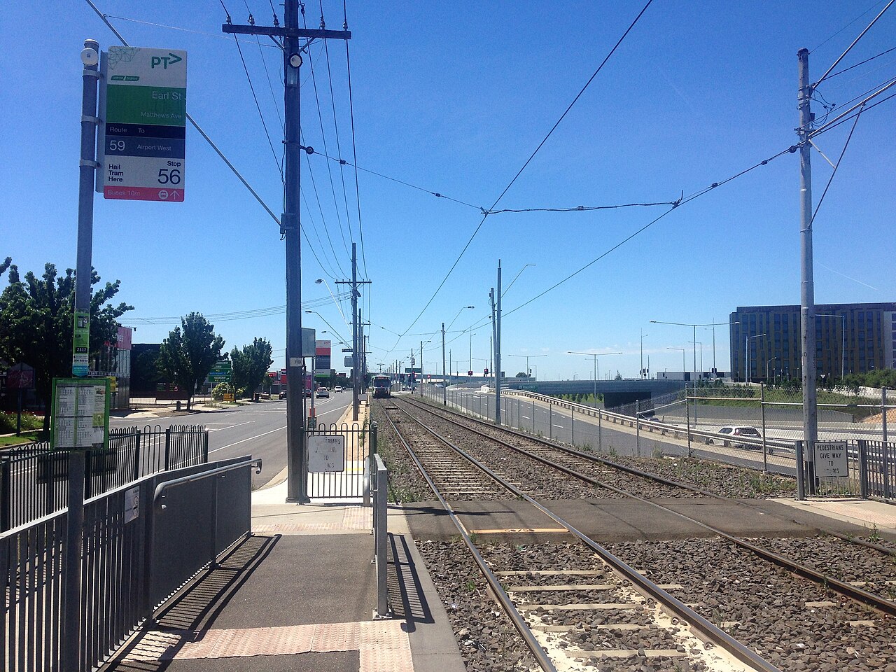 Earl Street tram stop looking north