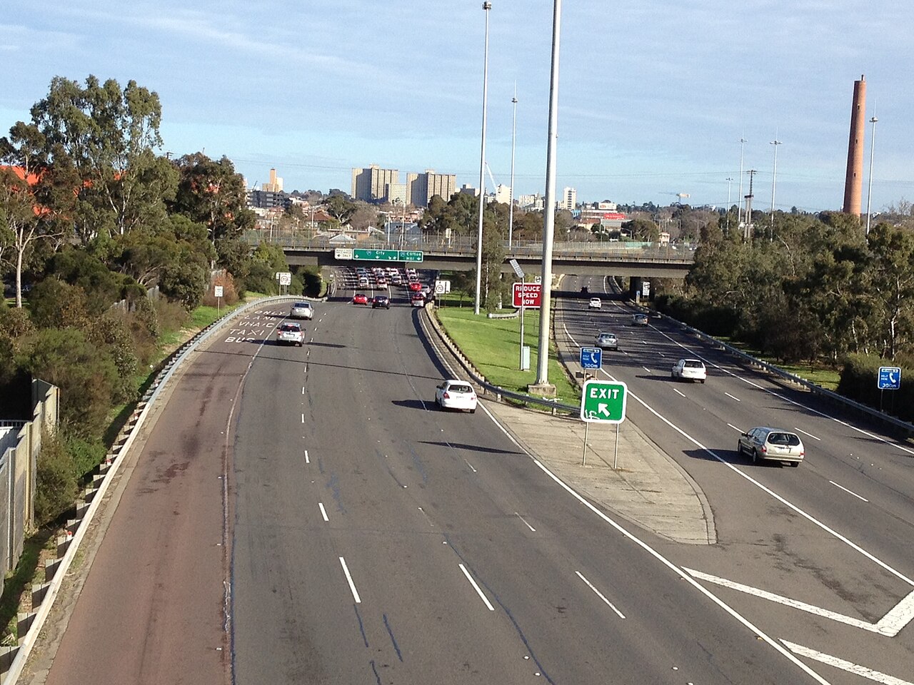 Eastern Freeway near Hoddle Street lined with trees