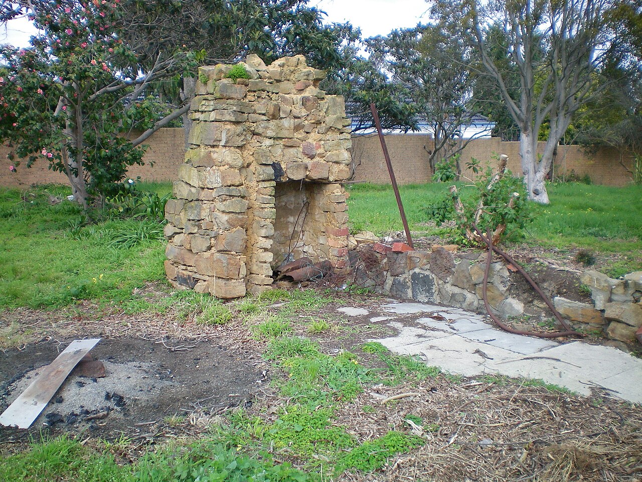 Ruins of an old stone chimney on Serpells Road
