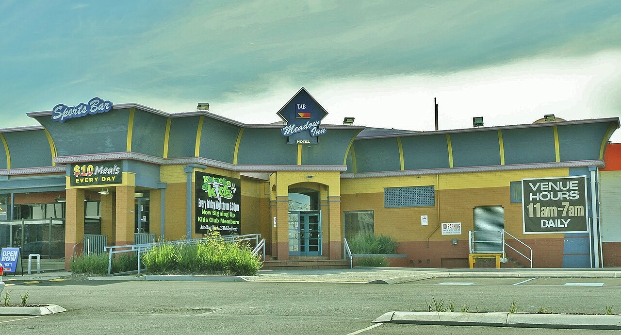 Front of the Meadow Inn Hotel Motel