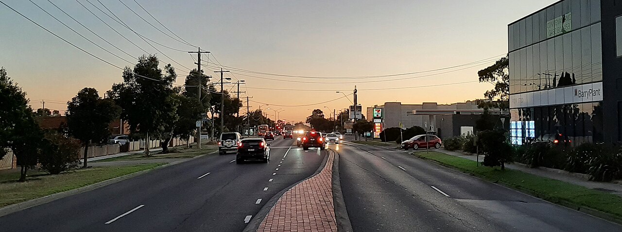 Milleara Rd, Keilor East, at sunset