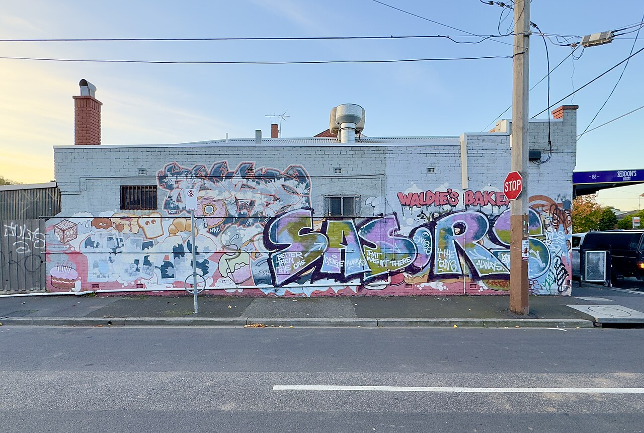 Murals on Gledhill Street, Seddon