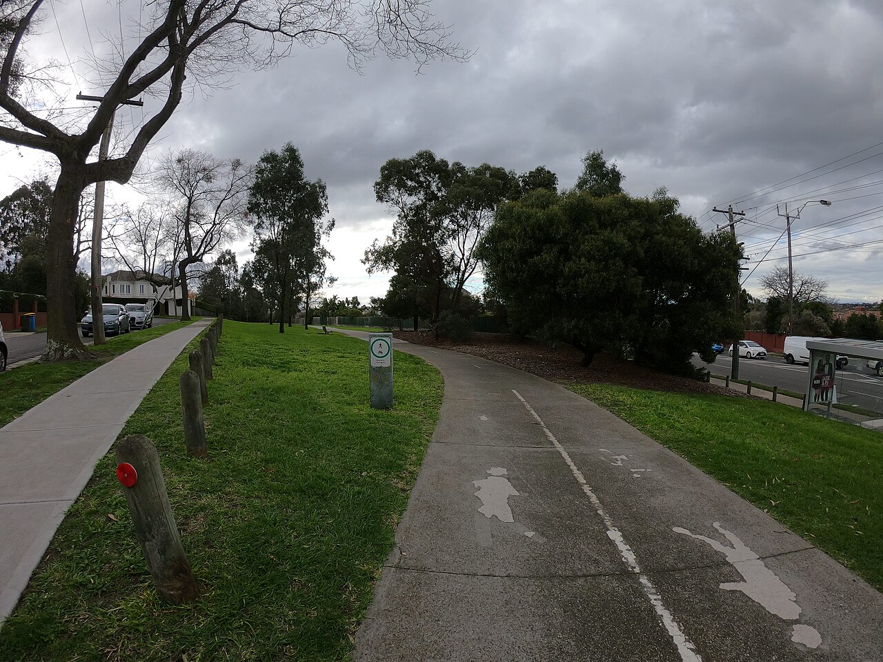 Outer Circle Trail near Burke Road under cloudy skies