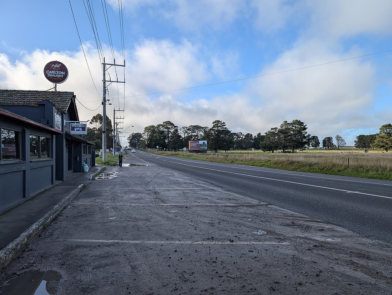 Roadside outside the Donnybrook Hotel