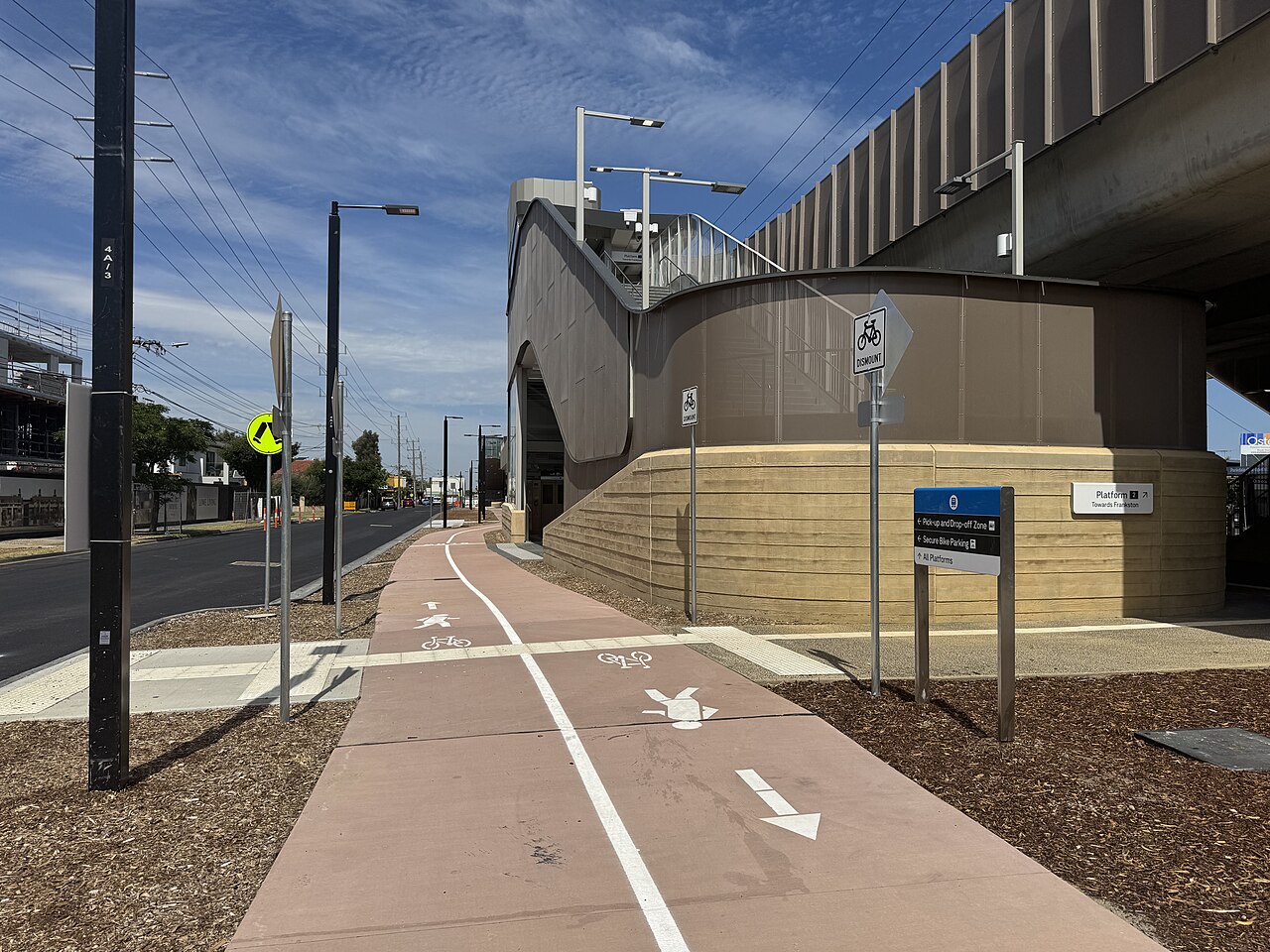 Bike path beside Parkdale railway station