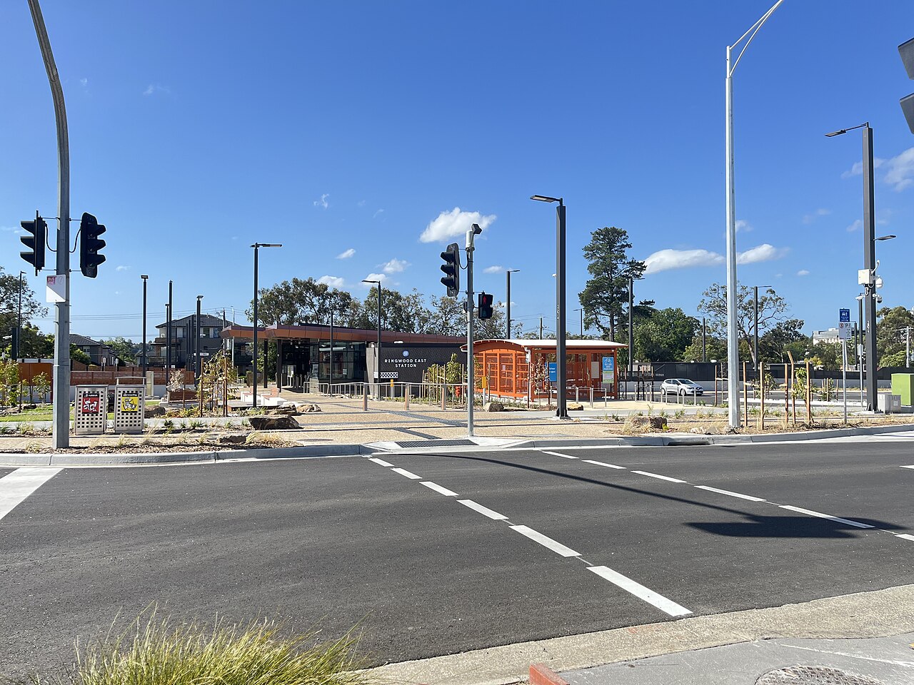 Intersection beside the new Ringwood East train station