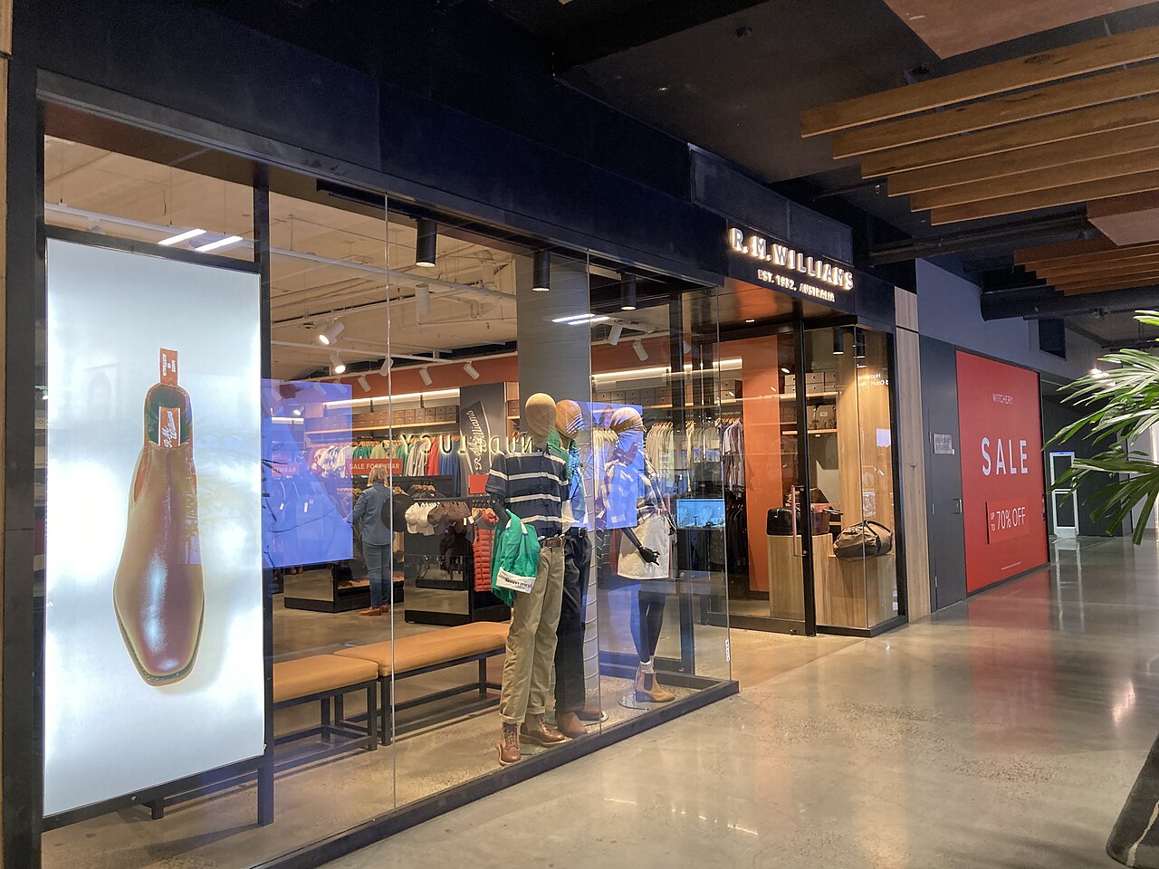 RM Williams store at DFO South Wharf