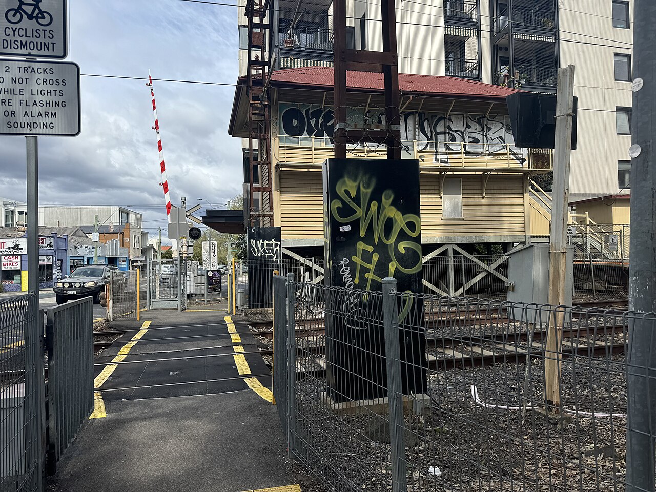 Station Street level crossing in Fairfield