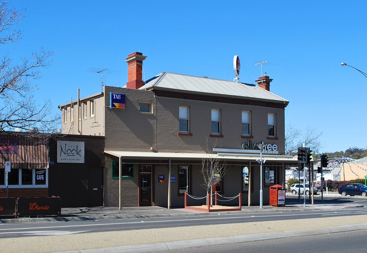 Sunbury Olive Tree Hotel