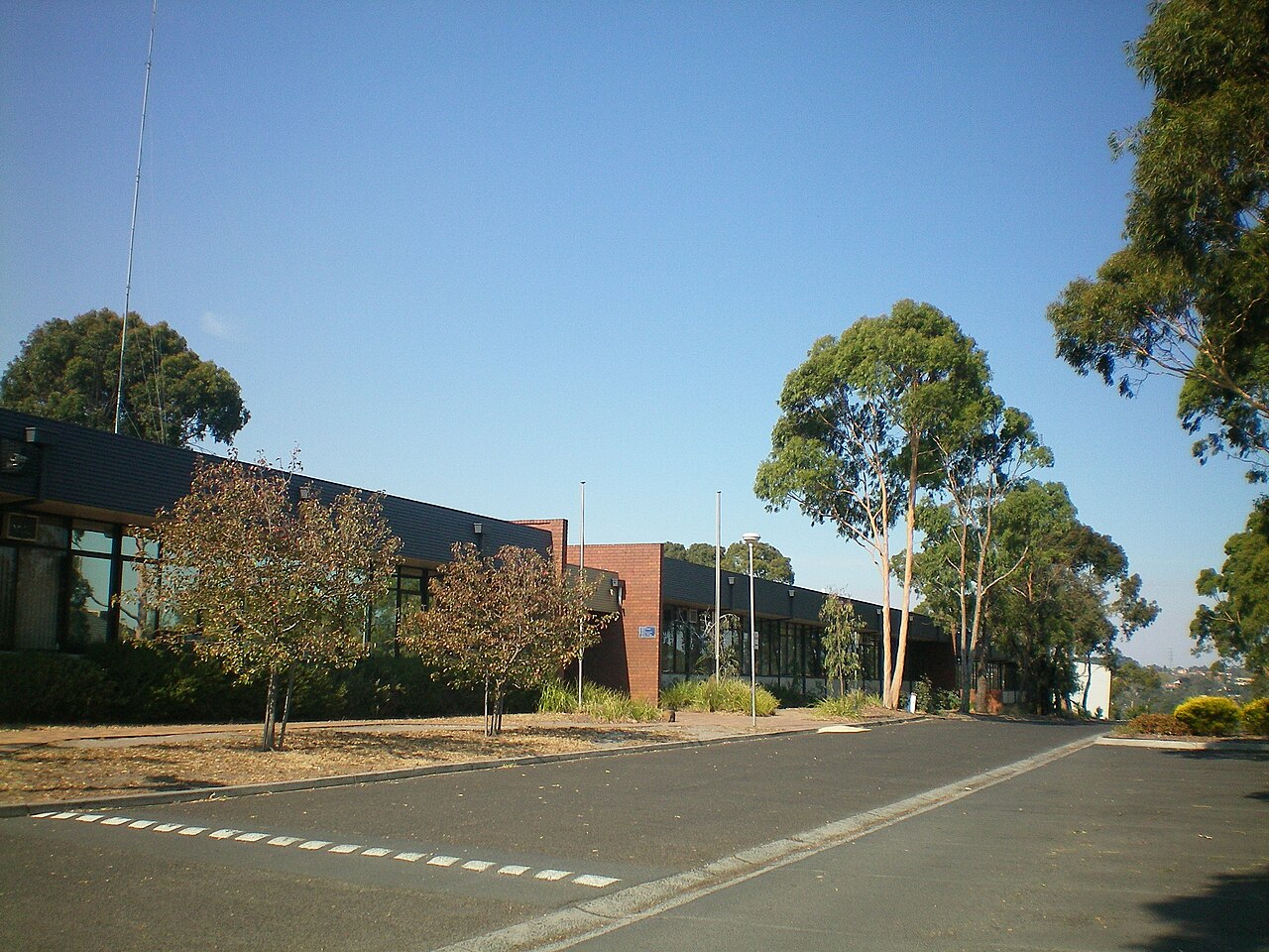 Front of Templestowe College