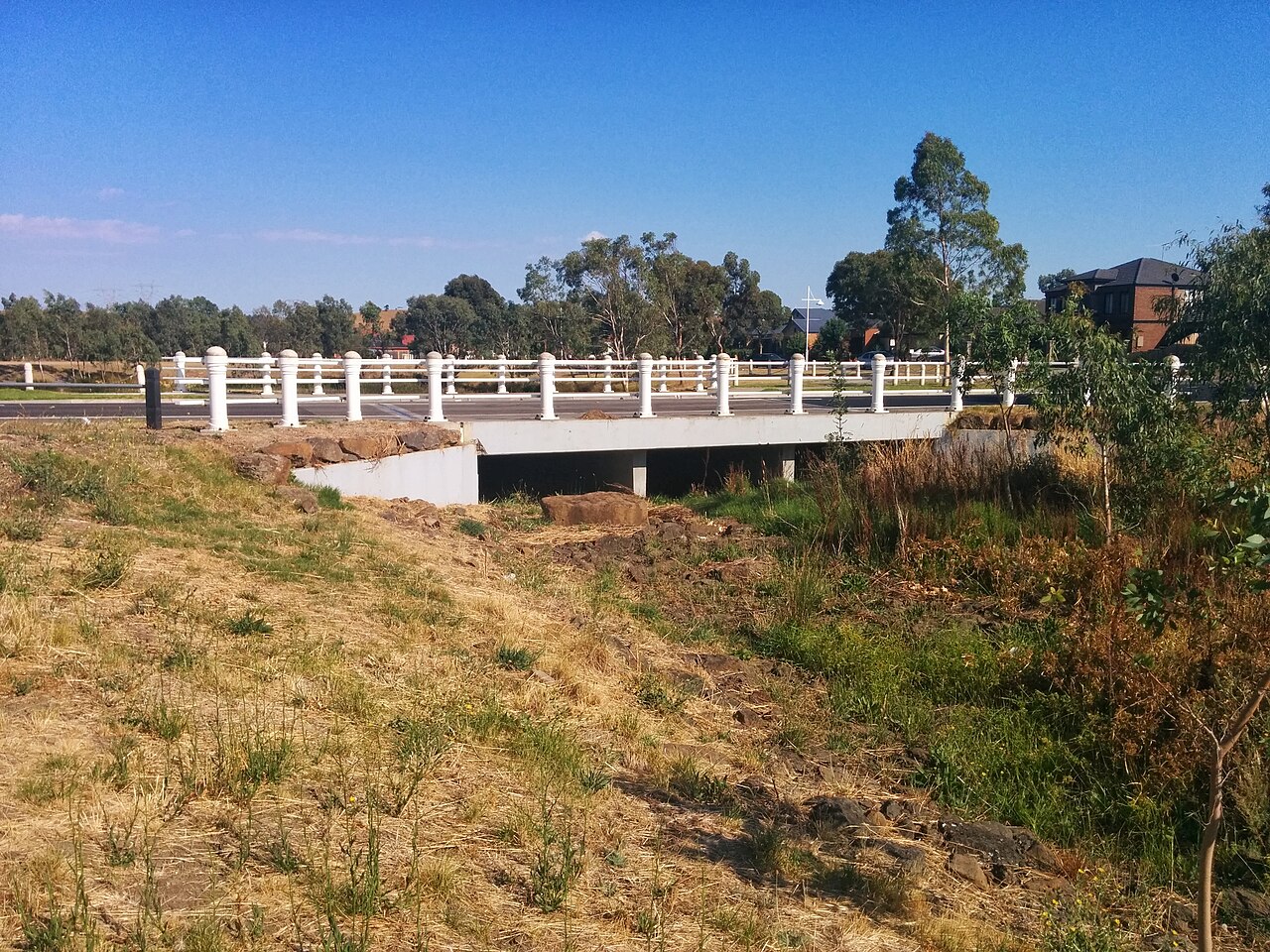 Hendersons Creek below The Great Eastern Way bridge
