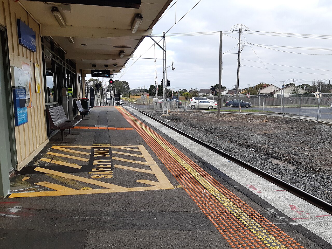 Platform and station building at Upfield station