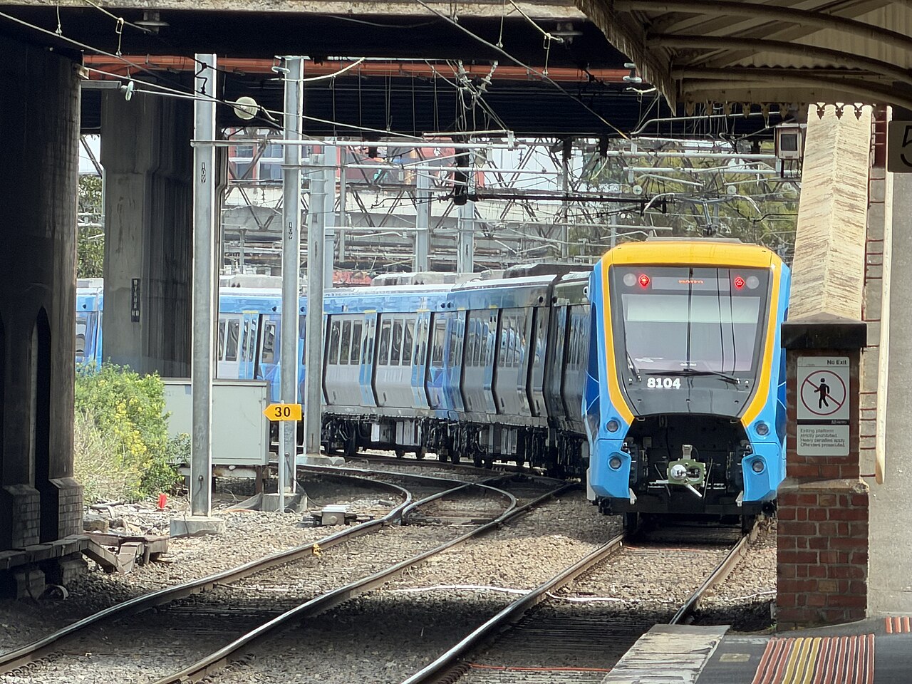 X'Trapolis 2.0 train on a test run at North Melbourne station