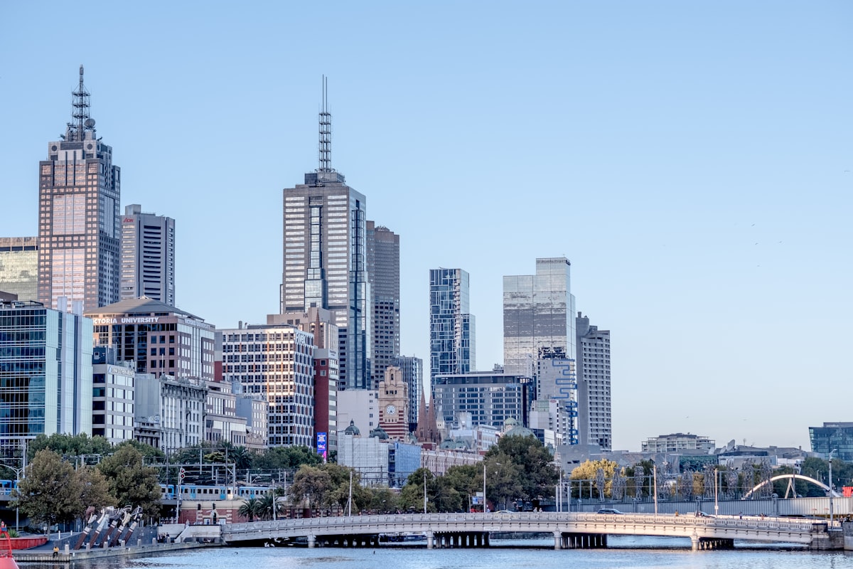 Fitzroy vs Collingwood 2026 — Which Suburb Wins for 25-35 Year Olds?