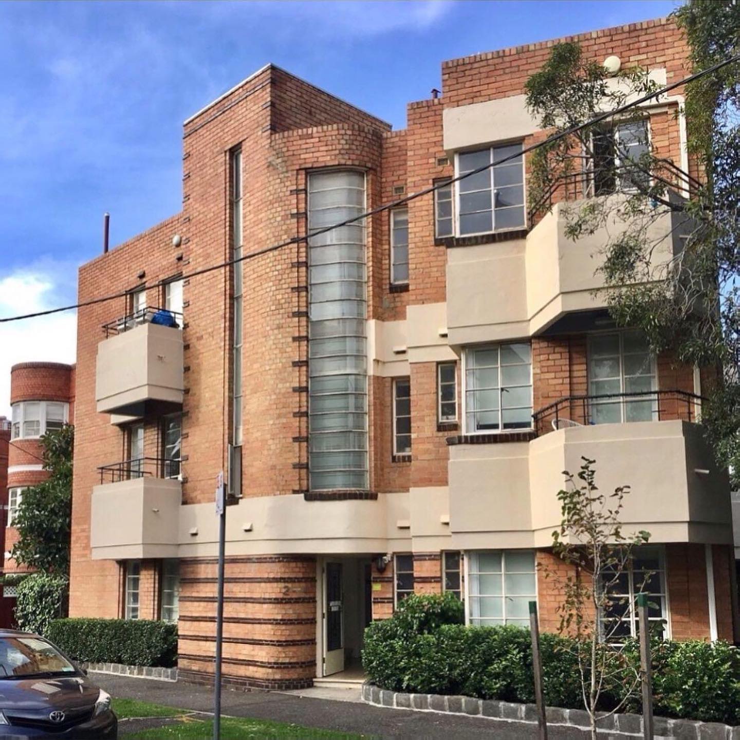 East Melbourne Fixer-Uppers 2026: Renovation Opportunities and Returns