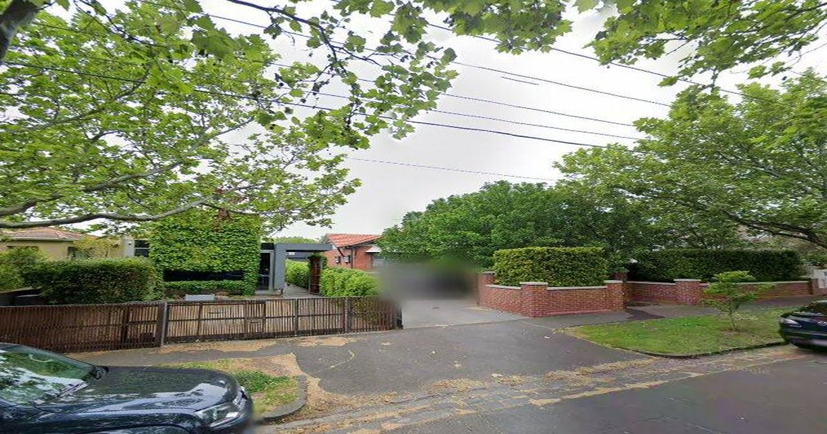 Is Elwood Good for Families? Schools, Parks & Safety (2026)