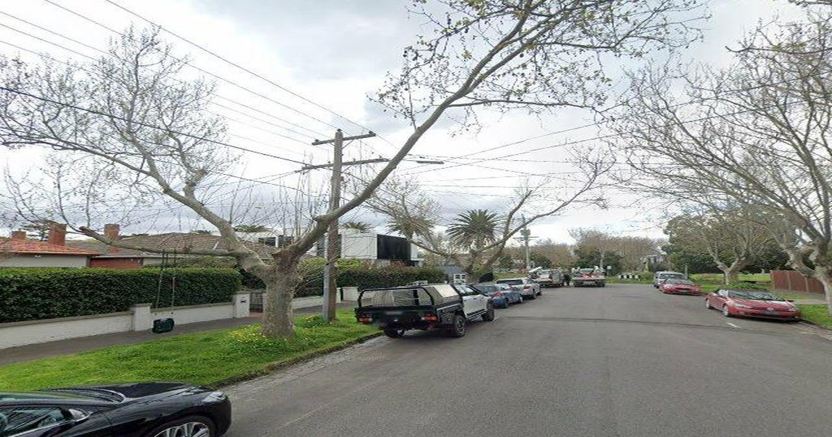 Elwood Food Crawl — The Ultimate Route