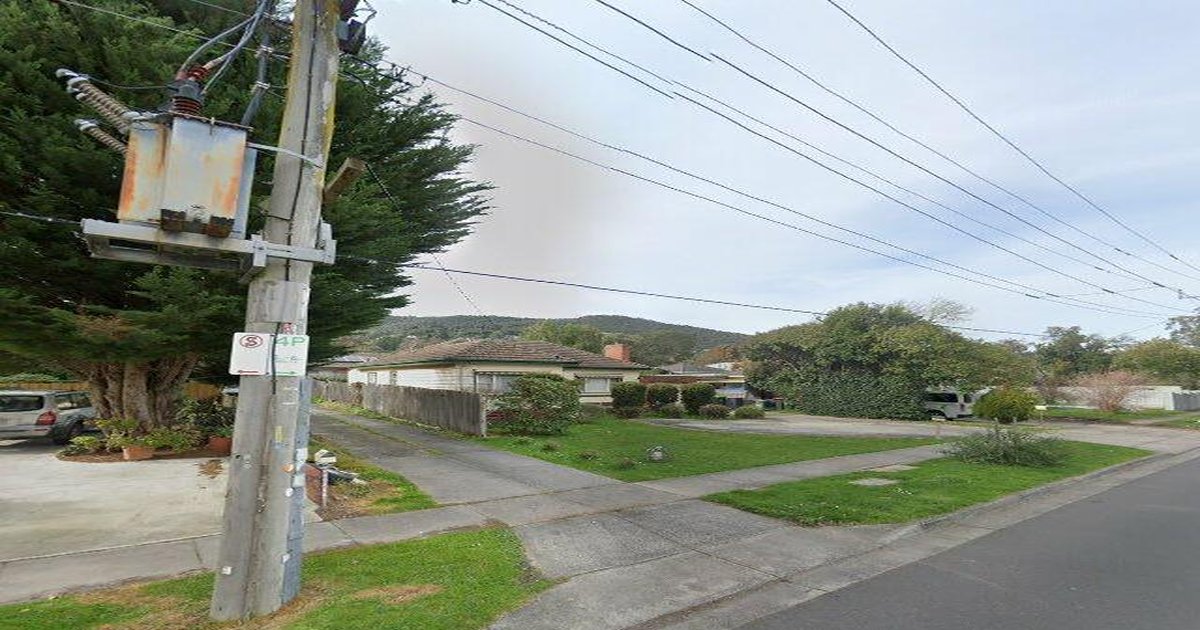 Ferntree Gully Transport Guide (2026) — Trains, Trams, Buses