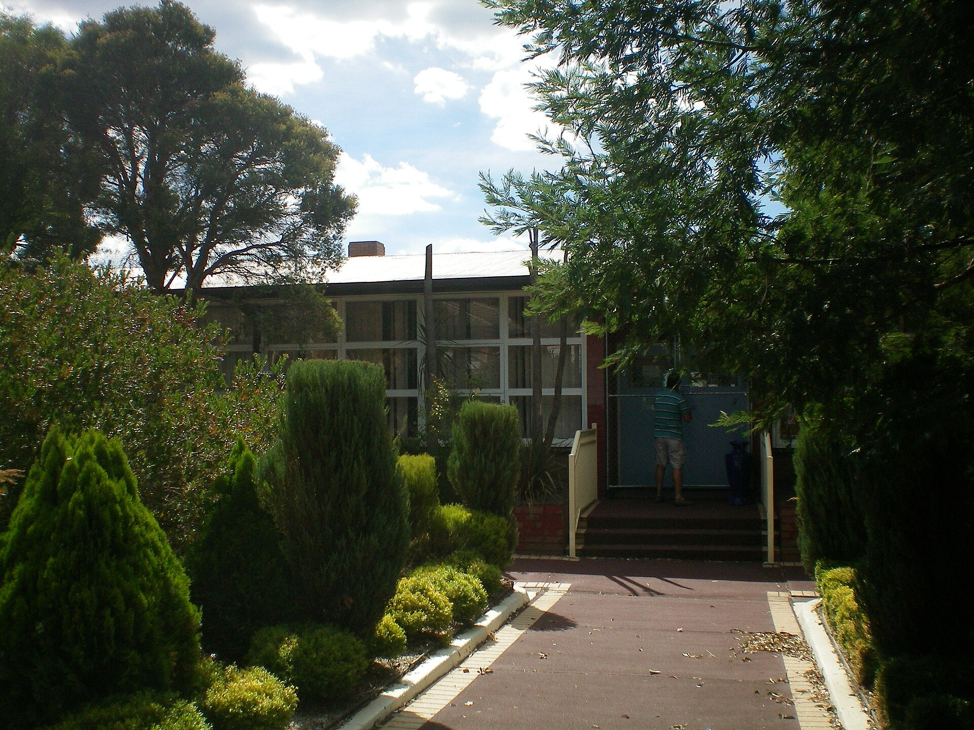 Frankston North Renovation Guide 2026: Unrenovated Homes & Flip Potential