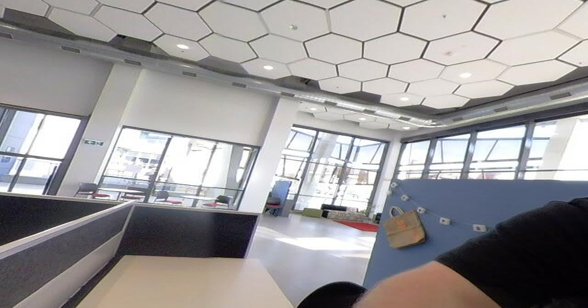 Frankston Transport Guide (2026) — Trains, Trams, Buses