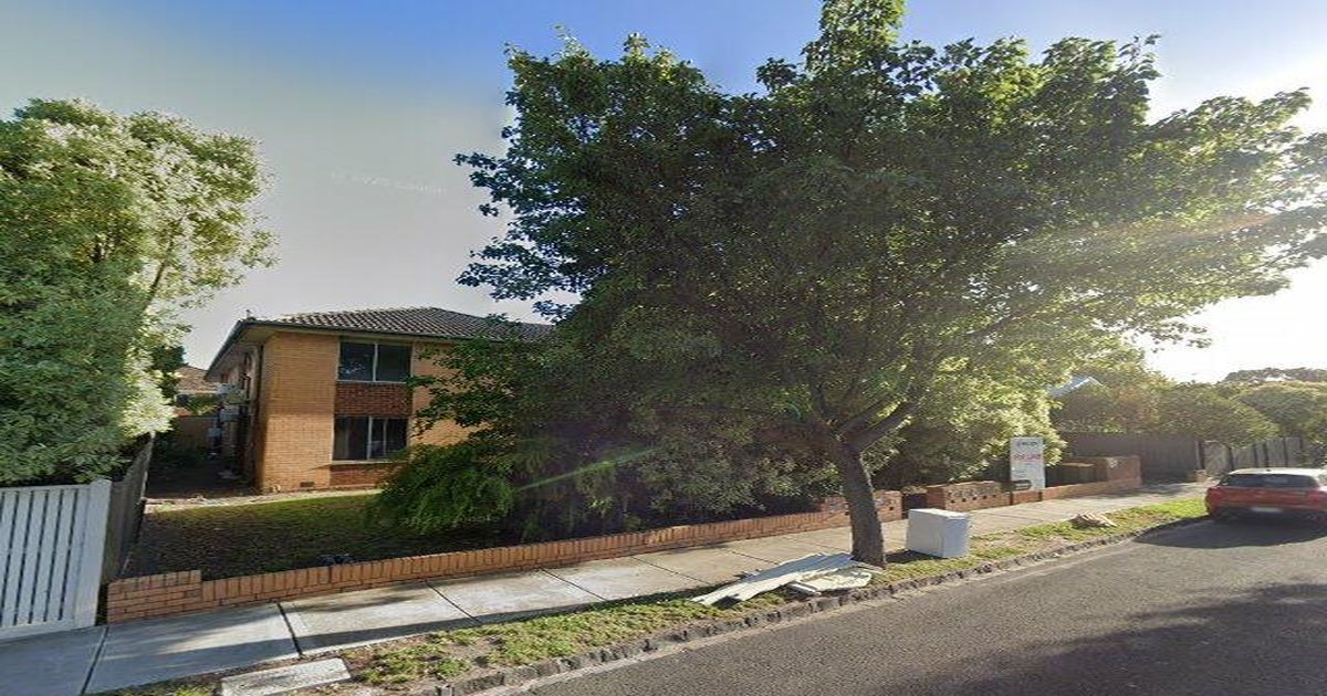 Moving to Glen Huntly — Practical Guide 2026