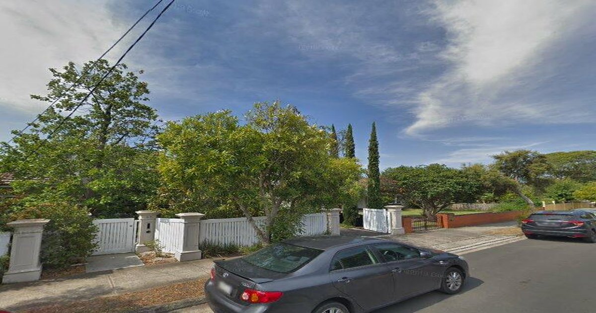 Moving to Hampton — Practical Guide 2026