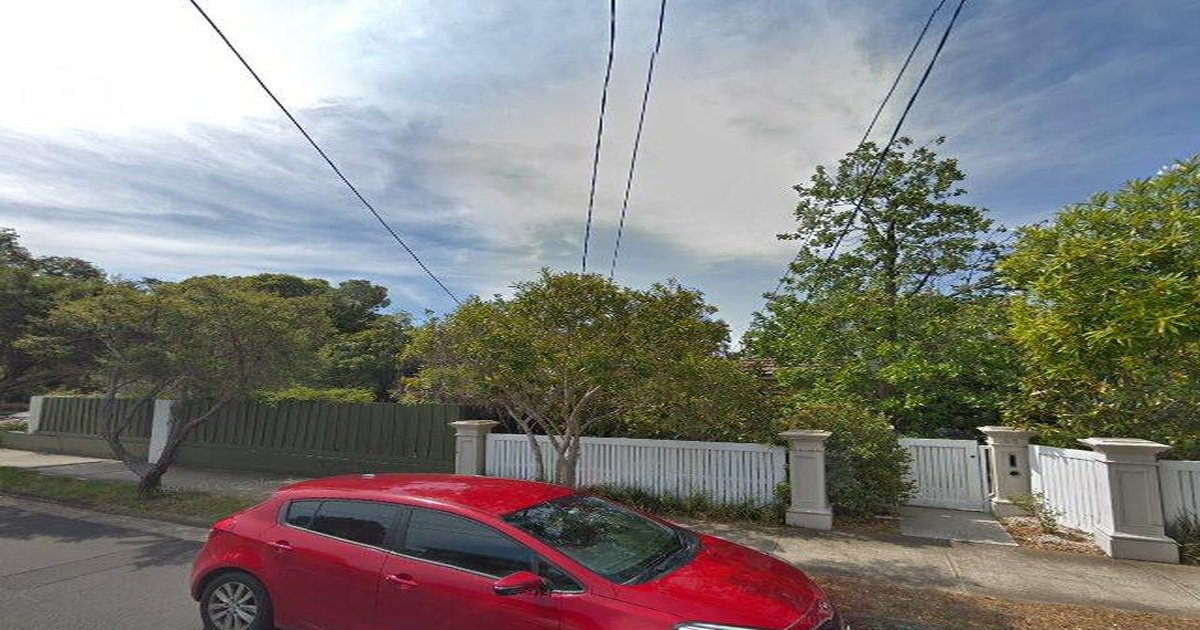 Living in Hampton: Complete Neighbourhood Guide (2026)