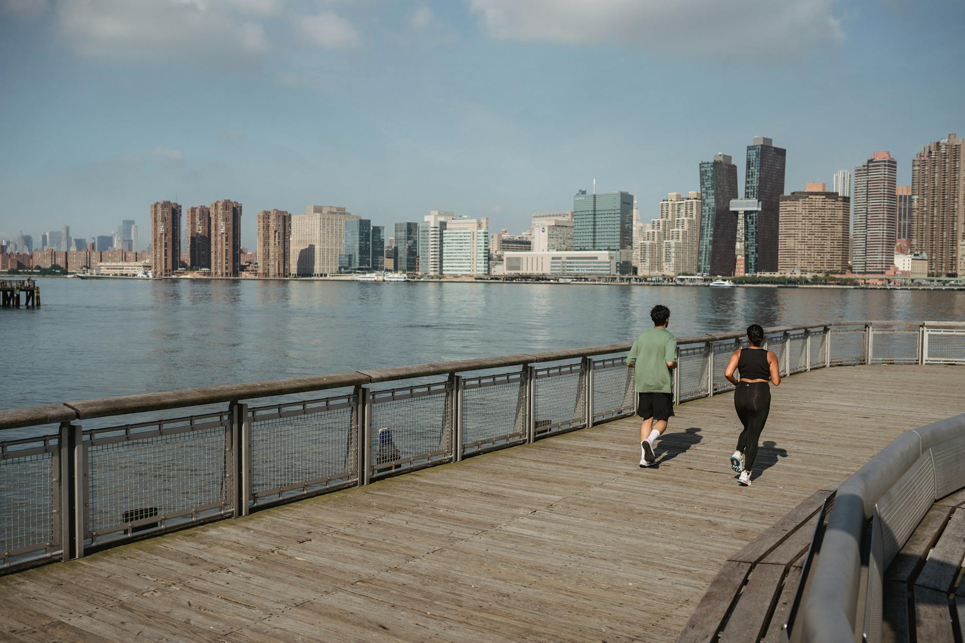 Hawthorn for Young Professionals 2026: Lifestyle, Cost and Nightlife