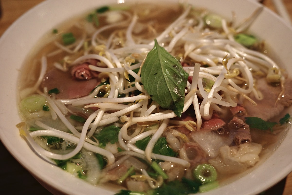 Vietnamese-Australian Cultural Scene in Melbourne 2026 (Where to Find the Real Stuff)