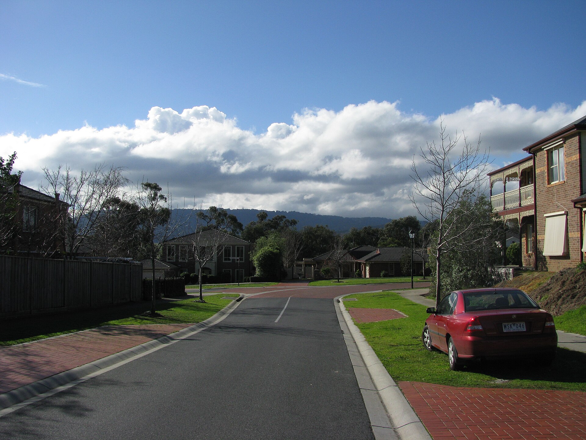 Rental Yield in Lysterfield 2026: Houses vs Units Compared