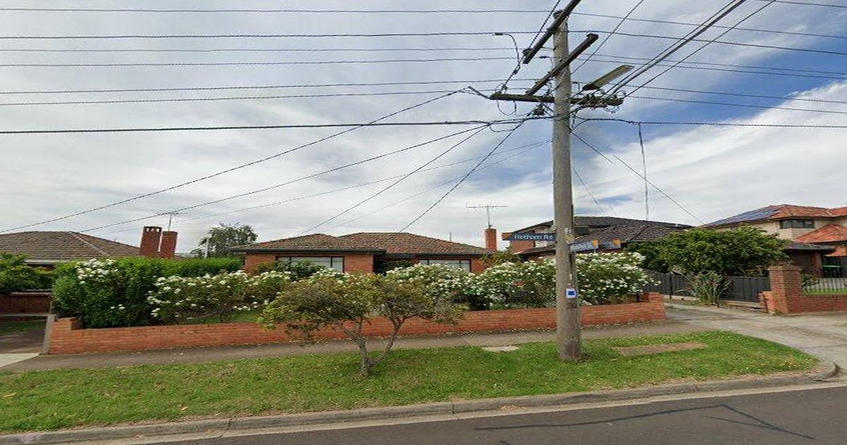 Pet-Friendly Niddrie (2026) — Dog Parks, Cafes & Vets