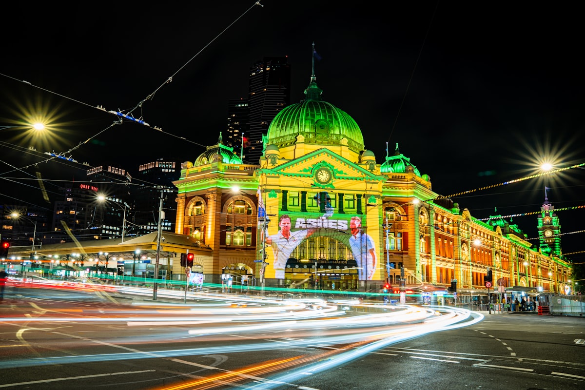 Carlton Late-Night 2026: The Real Data Young Pros Rely On