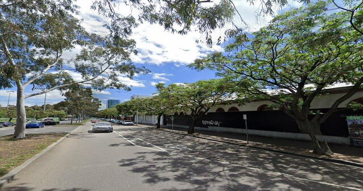 Living in North Melbourne: Complete Neighbourhood Guide (2026)