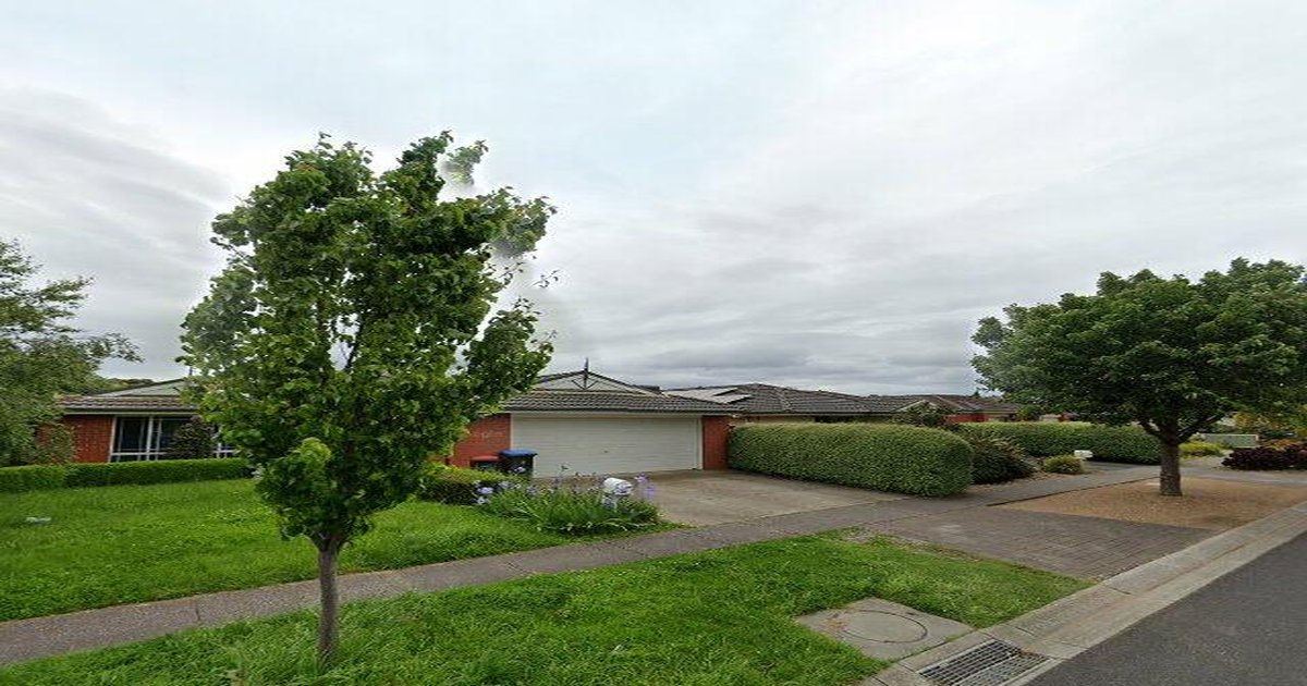 Moving to Point Cook — Practical Guide 2026