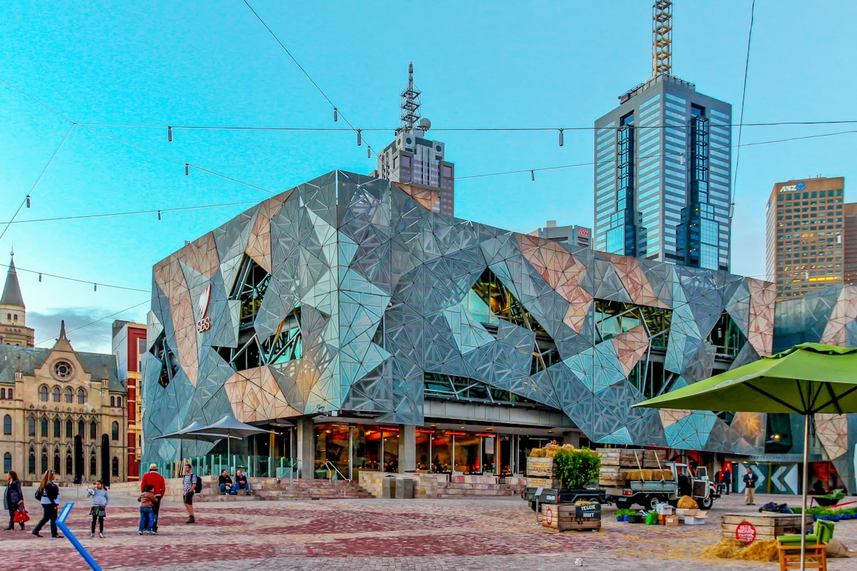 Carlton 2026: Question-Answer Guide Every Uni Grad Is Googling