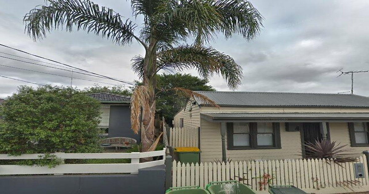 Seddon Transport Guide (2026) — Trains, Trams, Buses